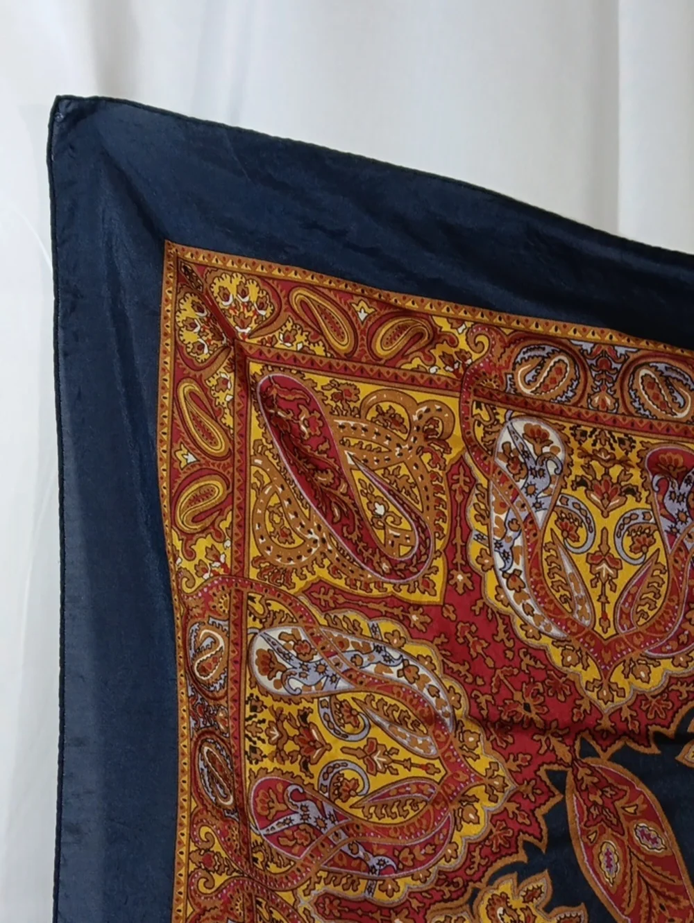 Vintage Casual Corner Womens Silk Scarf Navy Blue Paisley Korea Classic